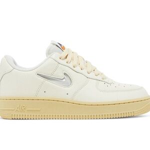 Wmns Air Force 1 '07 LX 'Coconut Milk'